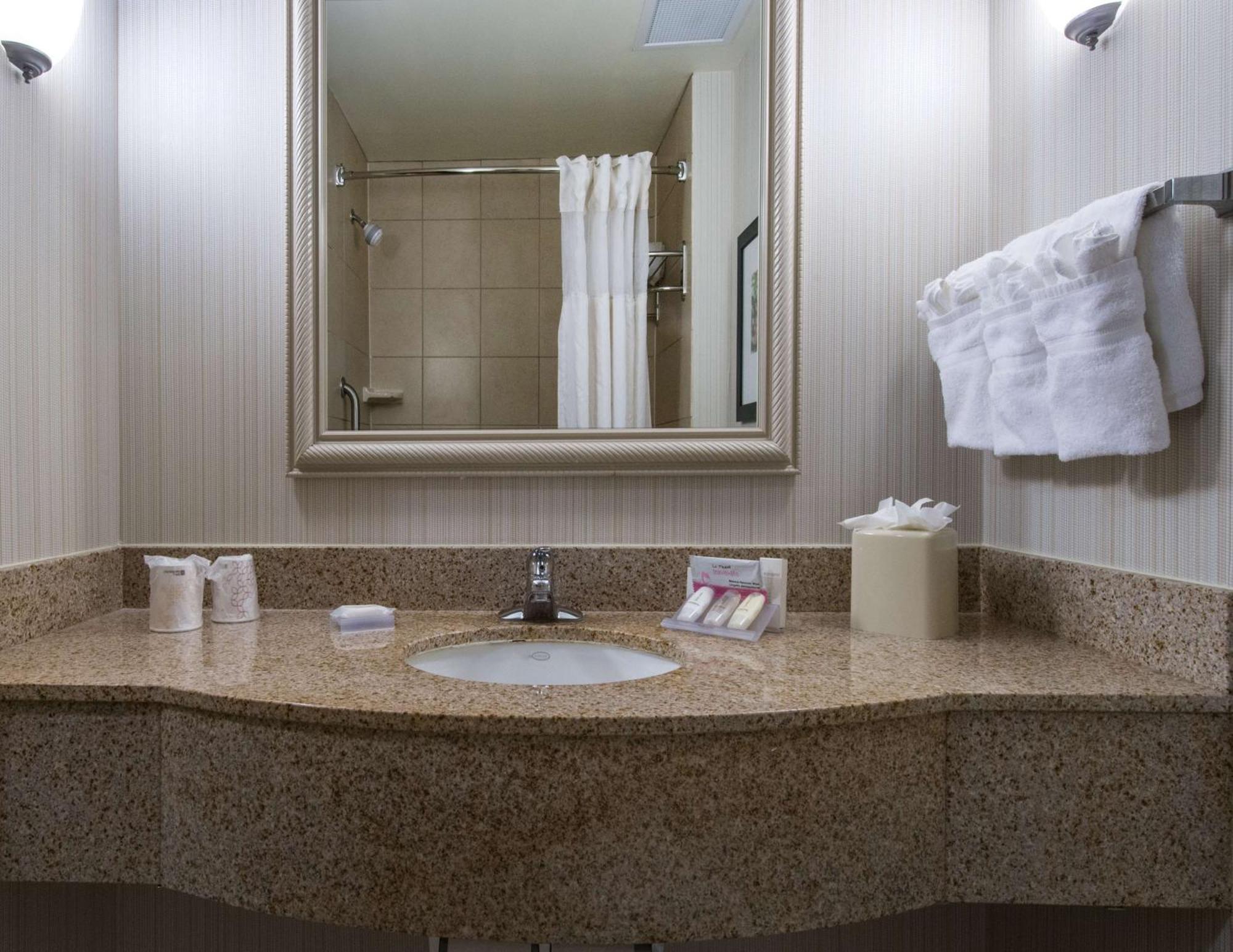 Hilton Garden Inn Tallahassee Central Dış mekan fotoğraf