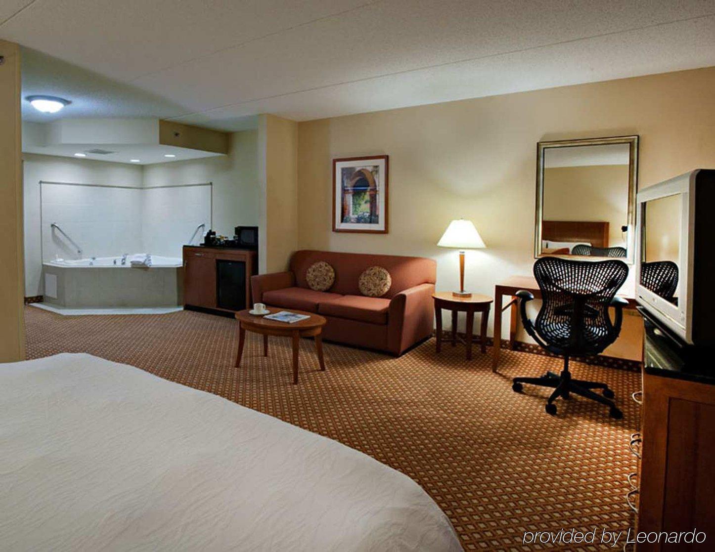 Hilton Garden Inn Tallahassee Central Oda fotoğraf